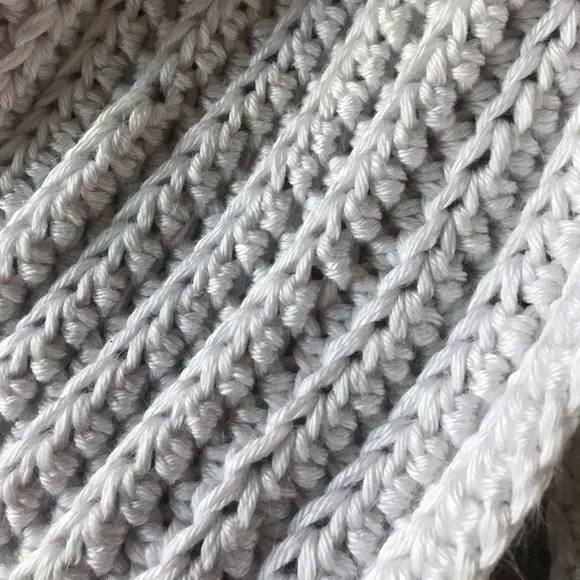 Throw. NWOT. - Picture 4 of 13